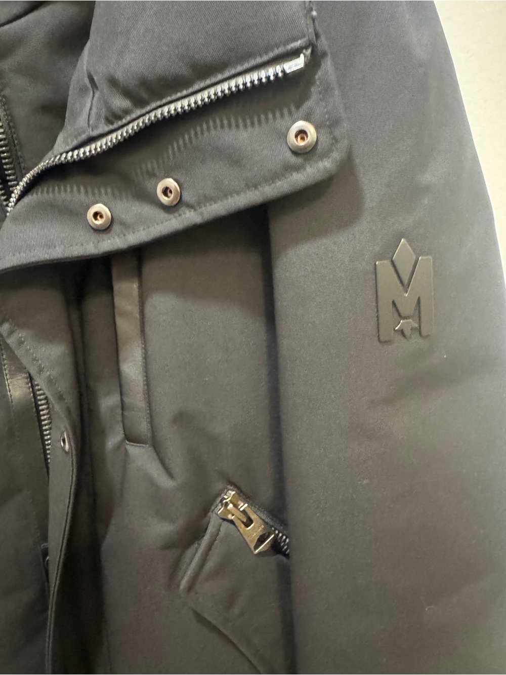 Mackage Men’s Black Dixon Bomber jacket - Picture 3 of 8